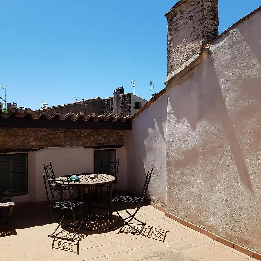 La Maison Provencale La Roquebrussanne Guest house