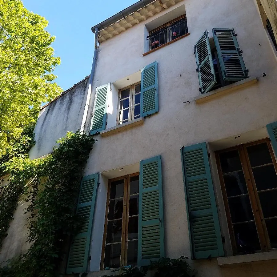 La Maison Provencale La Roquebrussanne