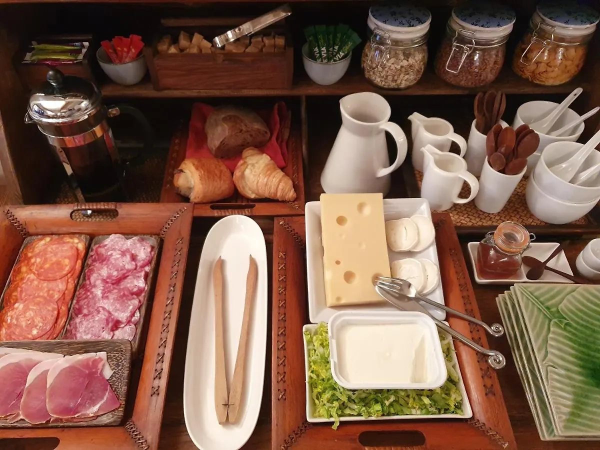 La Maison Provencale La Roquebrussanne France